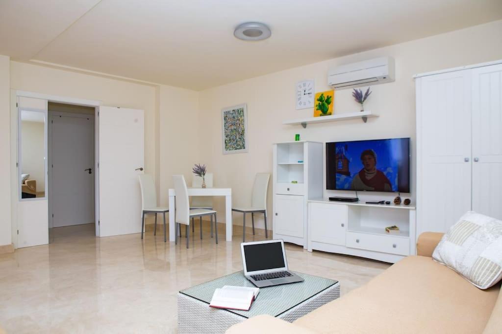 2 Bedrooms Apartment In Magnolia Golf Resort, La Caleta أذيخي المظهر الخارجي الصورة